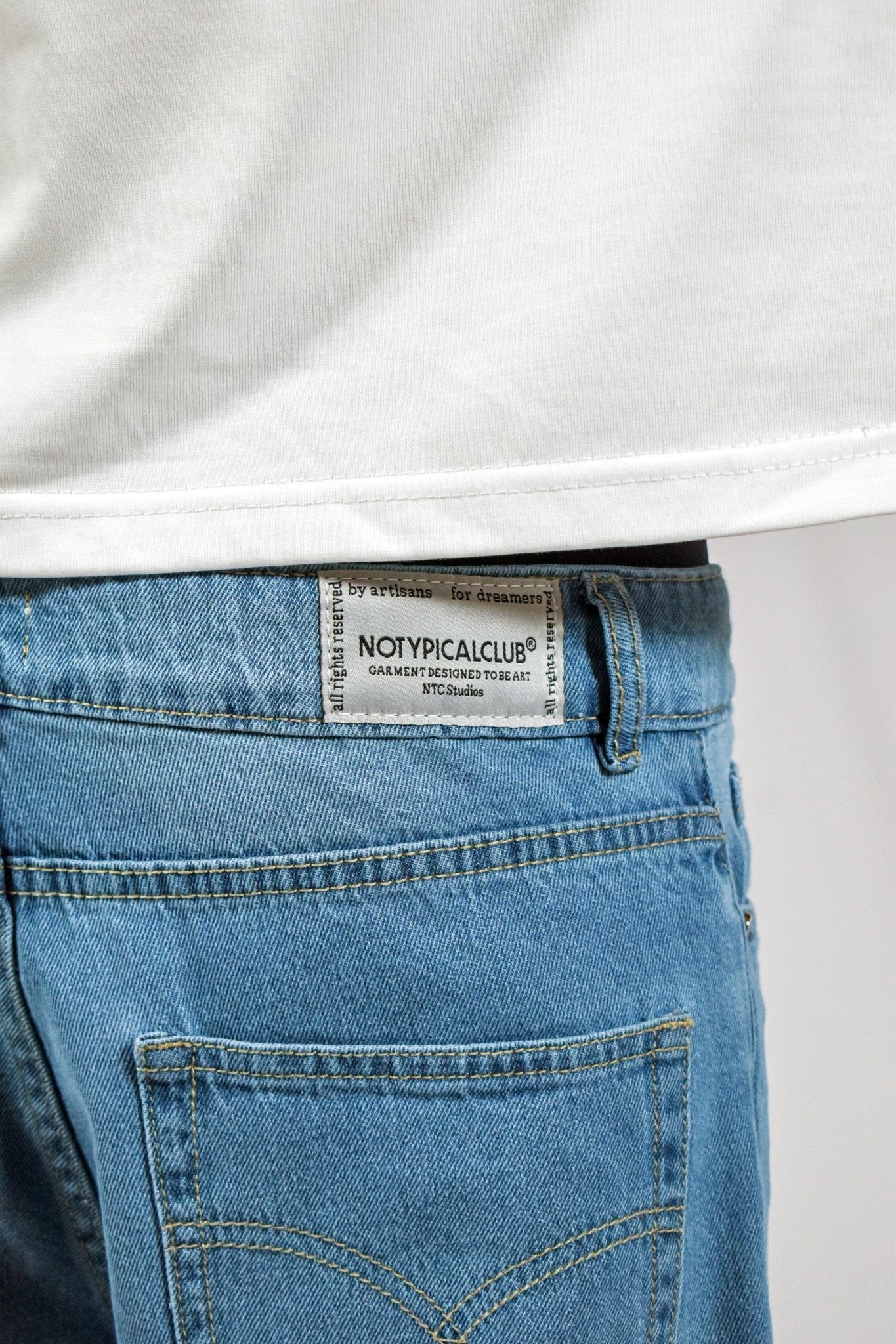 Jean Wide Toshina - Blue Light